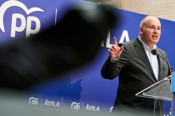 El PP pide someter al Parlamento el envío de la fragata a Chipre