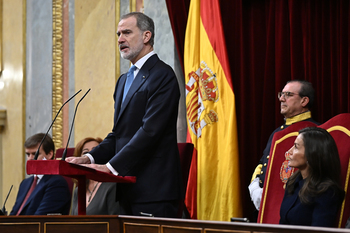 El Rey reivindica la Constitución y pide 