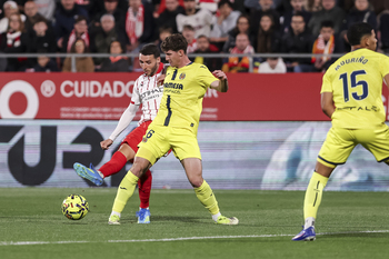 El Girona da un paso de gigante hacia la salvación