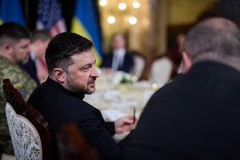 EEUU, Rusia y Ucrania se reunirán en marzo en Abu Dabi