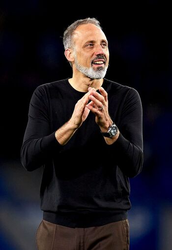 El ‘gigante’ cae de pie