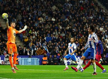 Joan García pide paso