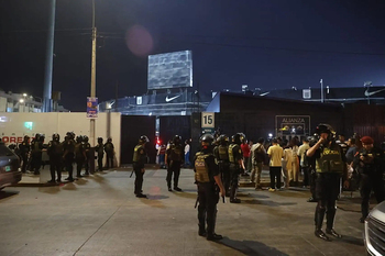 Un muerto y 50 heridos en un encuentro de 'hinchas' en Perú