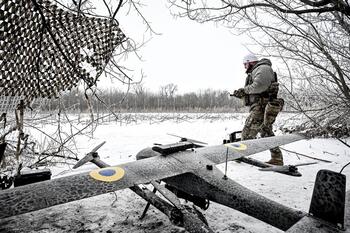 Ucrania cumple cuatro años de invasión sin el apoyo de EEUU