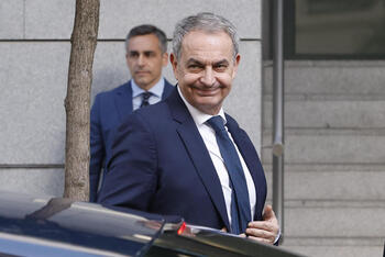 Zapatero pide suspender la inspección de Hacienda