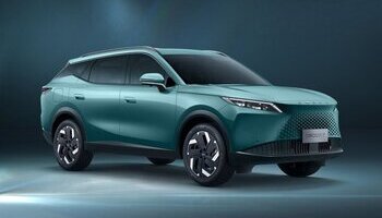 Potencia, eficiencia y tecnología para el Omoda 7 SHS