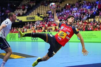 Los 'Hispanos' empiezan con derrota cruel la 'Main Round'