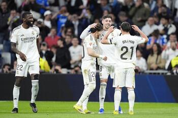 La alegría del Madrid golea a la tristeza del Elche

