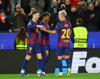 El Barcelona remonta y sella el pase a octavos de final