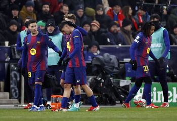 Pedri estará un mes de baja por una lesión muscular