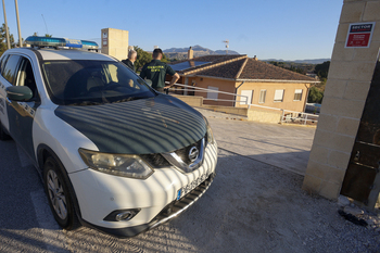 Un padre asesina a su pareja y a una de sus hijas en Alicante