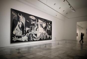 El Reina Sofía desaconseja el traslado del 'Guernica'