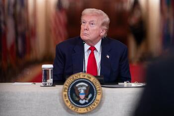 Trump ve la guerra contra Irán 