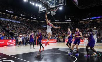Baskonia retará al Real Madrid tras derrotar al Barça
