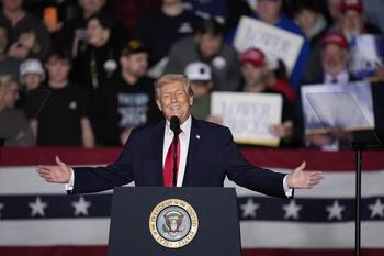 Trump amenaza con un gran ataque a Irán