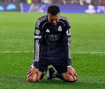 Mbappé opta por una terapia conservadora