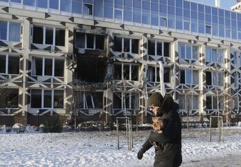 Un muerto y 4 heridos en un ataque ruso a un hospital en Kiev