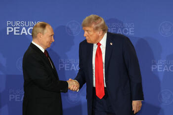Trump pide a Putin ayuda para frenar la crisis con Irán