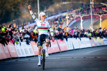 Van der Poel, 'rey' del ciclocrós