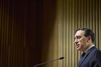 Albares asegura que EEUU no está presionando a España