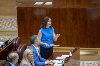 El juez autoriza rastrear las cuentas de la pareja de Ayuso