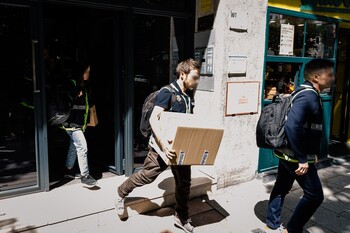 La UDEF accedió a una caja fuerte en el despacho de Zapatero