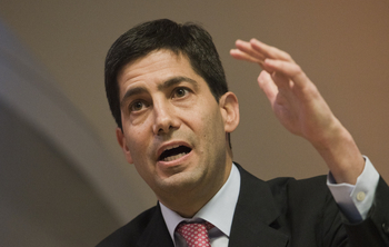 Trump propone a Kevin Warsh para presidir la Reserva Federal