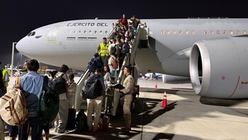 Llega a Madrid un avión con 171 españoles evacuados desde Omán