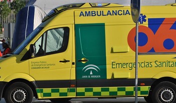 Siete heridos en un atropello en una terraza en Frigiliana
