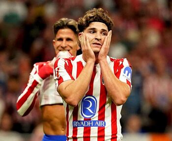 Julián Álvarez y el atasco