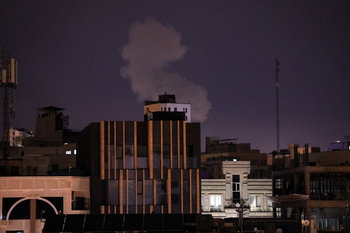 Israel y EEUU atacan el principal aeropuerto de Irán