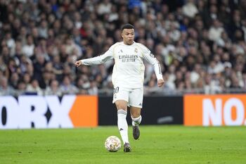 Mbappé fue examinado de la pierna equivocada