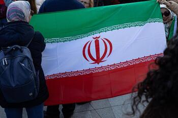 Tres muertos por un ataque contra una mezquita en Irán