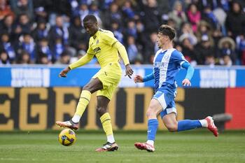 El Villarreal evita la derrota ante el Alavés en el final