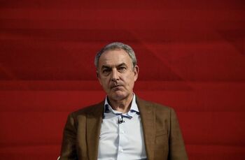 Zapatero solicita la 
