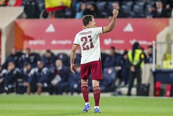 Oyarzabal, el 'nueve' de De la Fuente