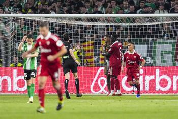 La Cartuja reparte el derbi