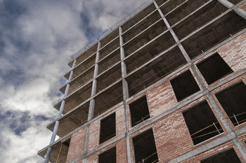 Investigan la muerte de dos jóvenes en una obra en Logroño