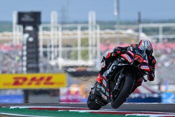 Bezzecchi se adueña de Austin