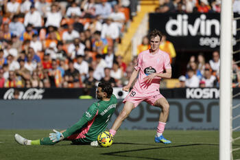 El Celta toma Mestalla para mirar a la Champions