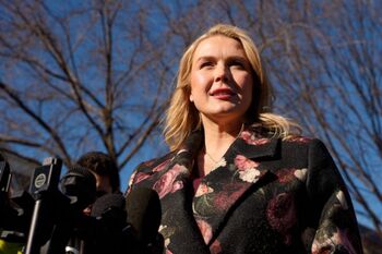 EEUU defiende la diplomacia sin descartar el bombardeo a Irán