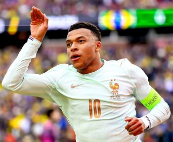Tres ‘gallos’ en el mismo corral