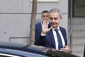 Zapatero defiende su honradez y pide confianza a los ciudadanos
