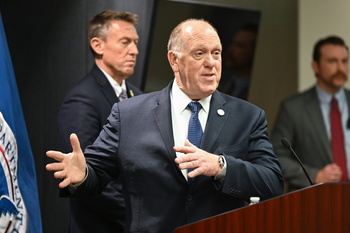 El 'zar fronterizo' asegura que mantendrá la misión de Trump