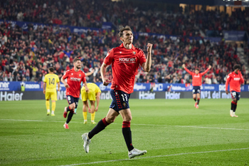 Budimir premia el asedio del Osasuna y tumba al Girona

