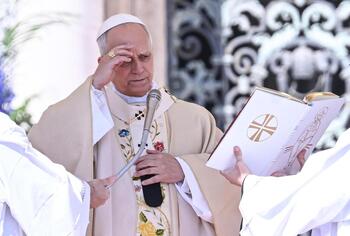 El Papa clama por la paz en la bendición 'Urbi et Orbi'