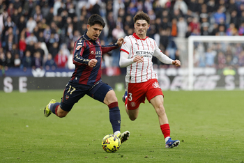 Un gol de Roca frena el sueño de la permanencia del Levante
