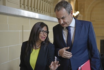 Zapatero viaja a Venezuela y se reunirá con Delcy Rodríguez